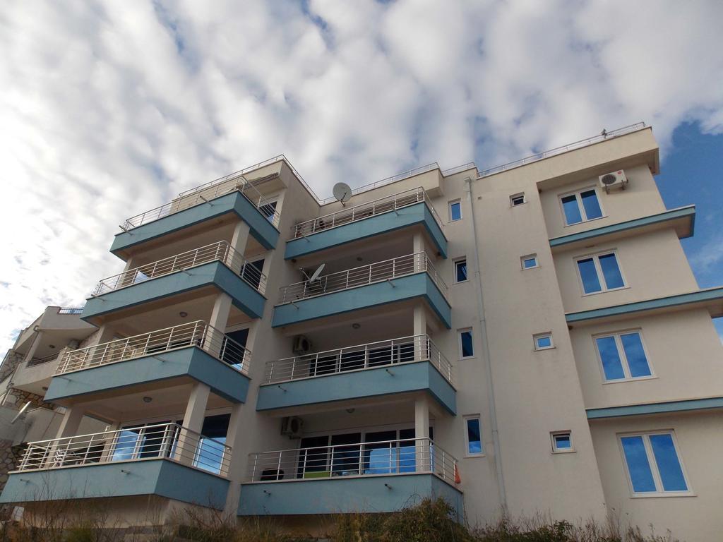 Apartments Violeta Будва Стая снимка